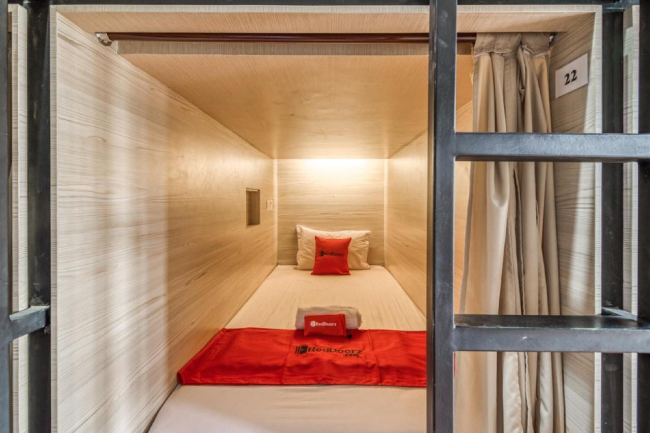 Reddoorz Hostel Near Stadion Mandala Krida Yogya Yogyakarta Exterior photo